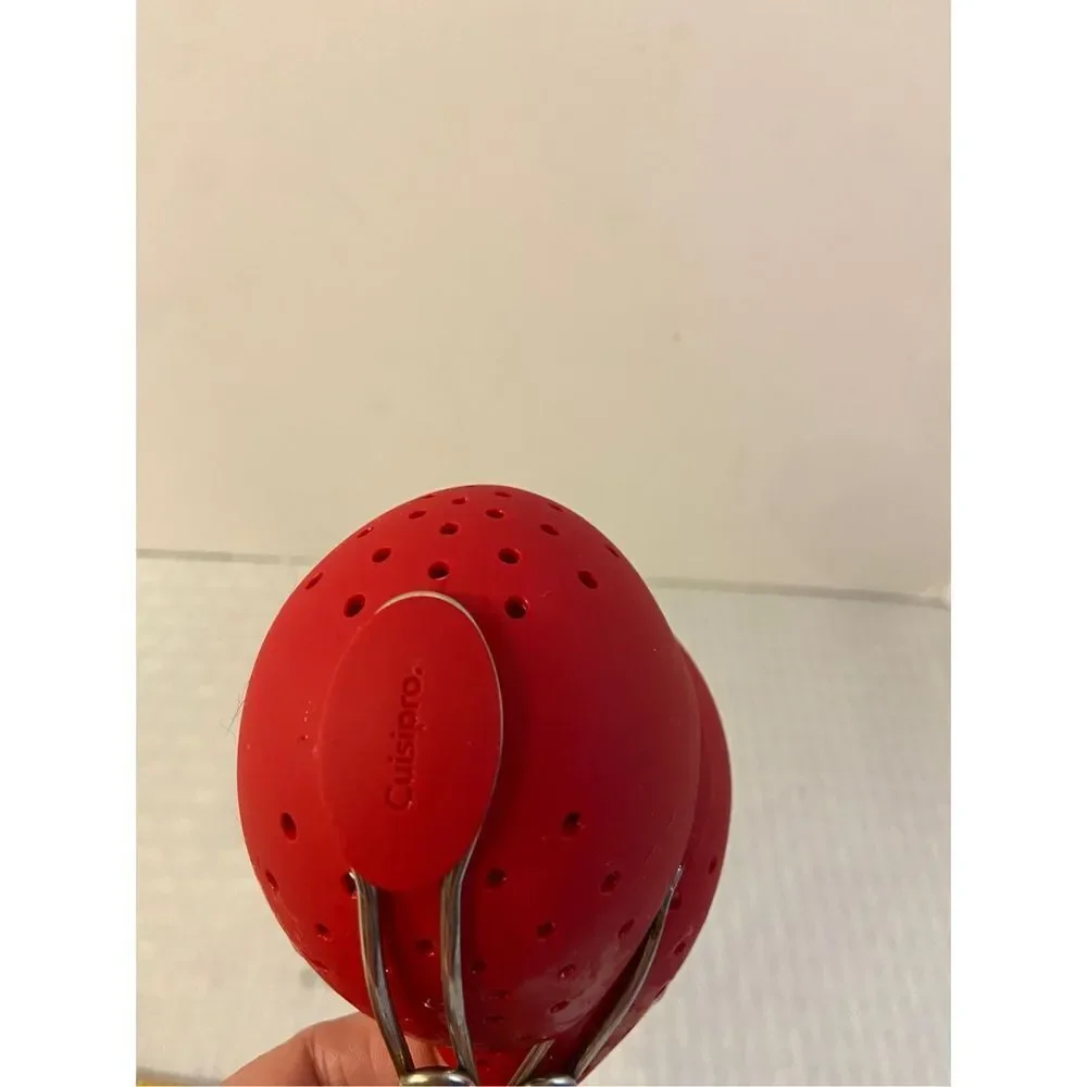Cuisipro‎ silicone egg poachers red set